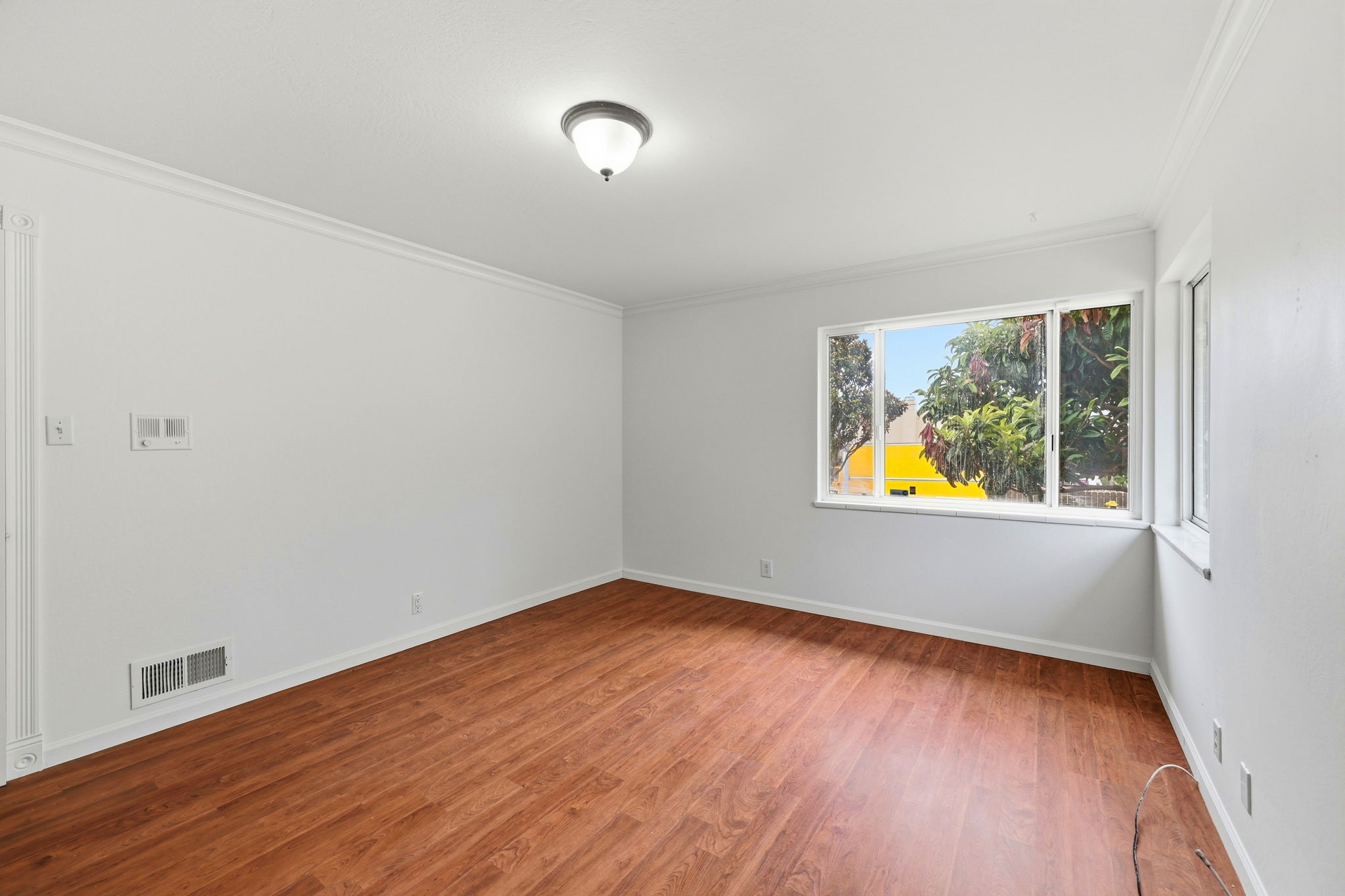 029_F8_770 Miller Ave