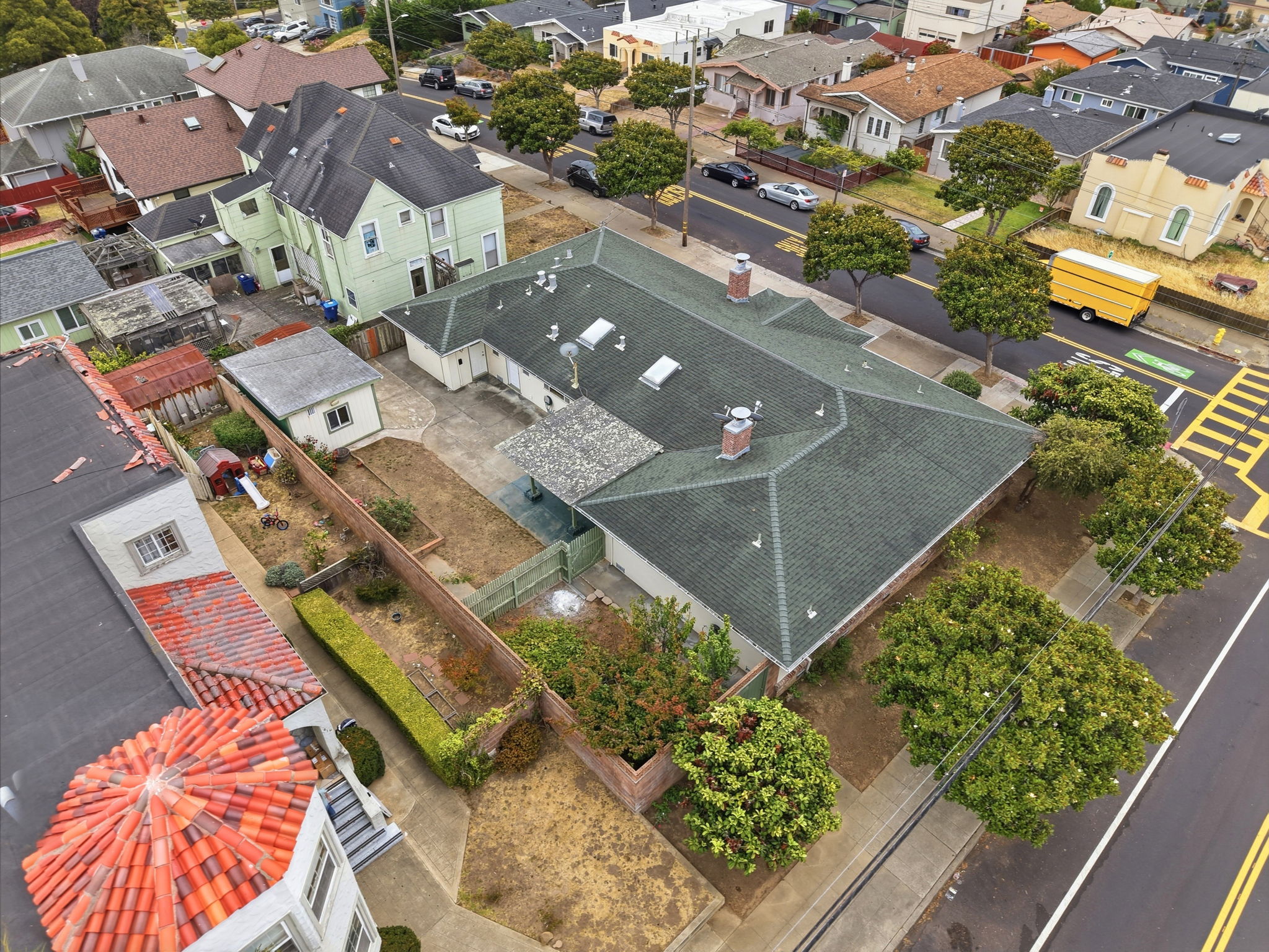 008_F8_AERIAL_770 Miller Ave