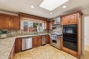 015_F8_770 Miller Ave