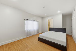 038_F8_770 Miller Ave