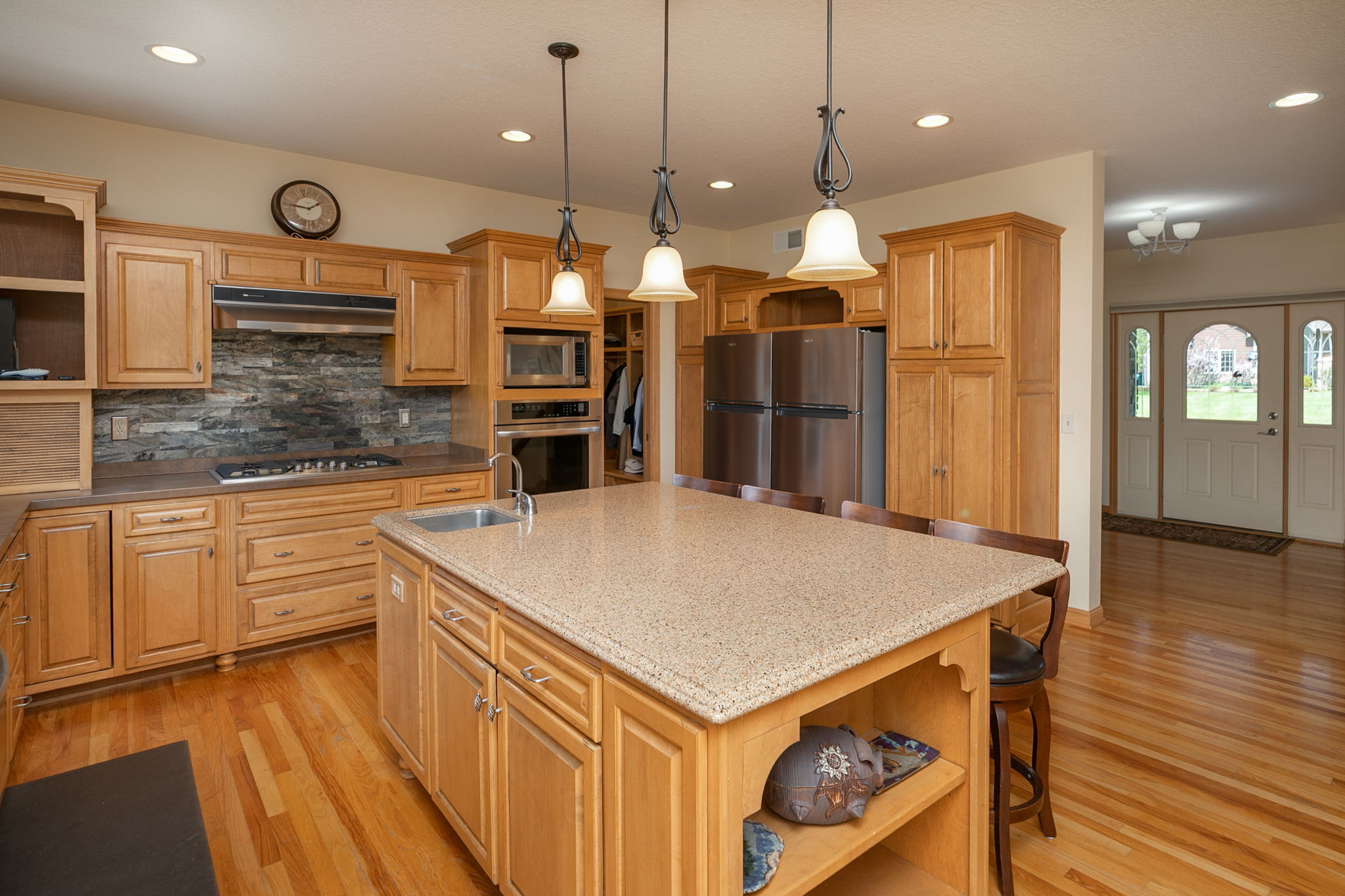 16-Kitchen