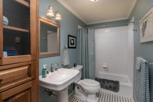 43-Bathroom