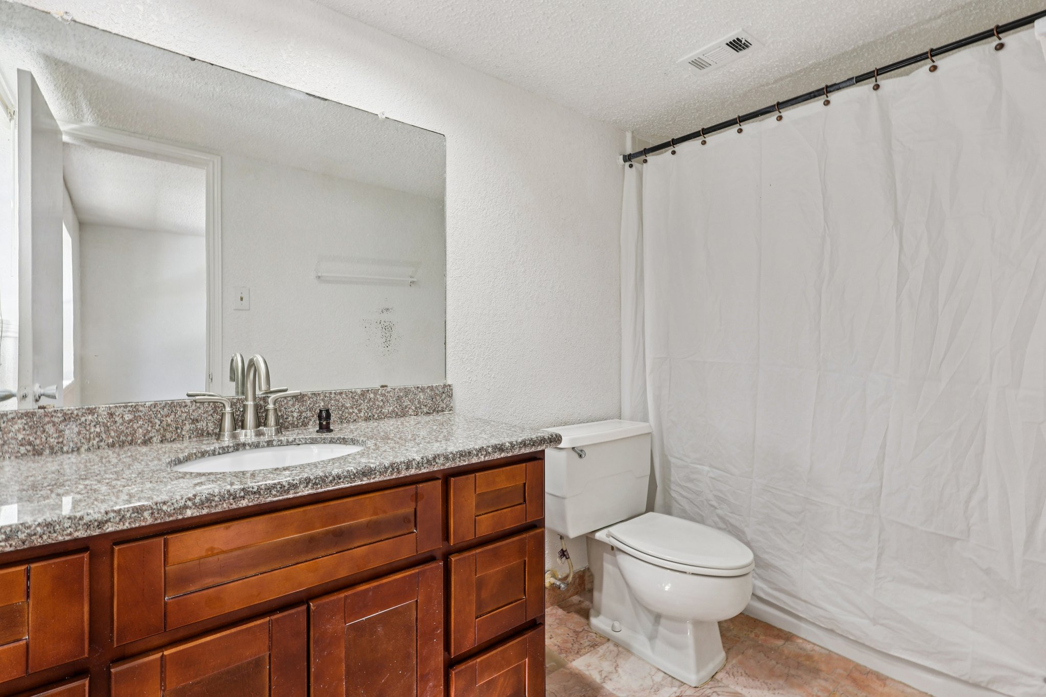 Creekbend Dr 70-S2509-017.jpg