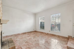 Creekbend Dr 70-S2509-006.jpg