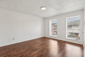 Creekbend Dr 70-S2509-010.jpg