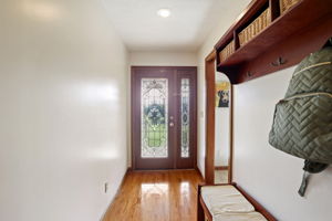  Photo 0