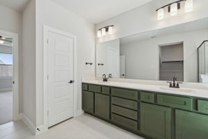7701Switchwood_024