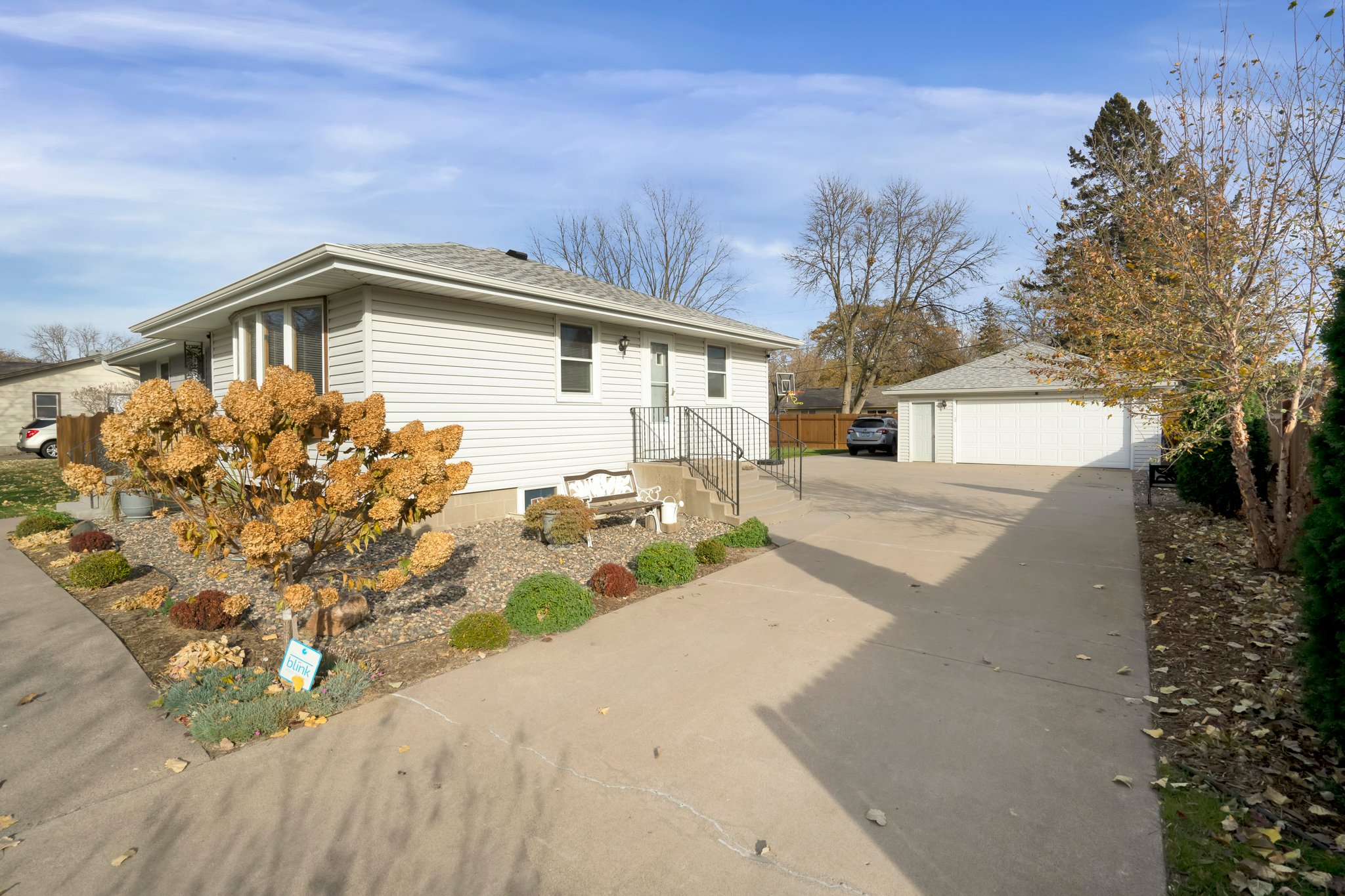 7701 Woodlawn Dr, Mounds View, MN 55112, USA Photo 3