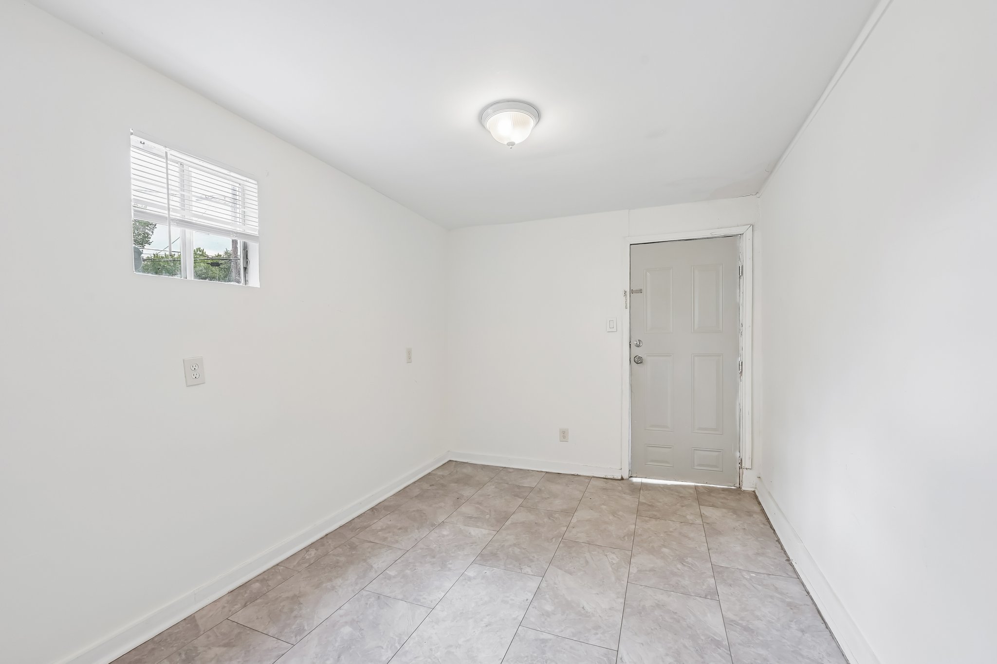 Arberry St-S0410-024.jpg