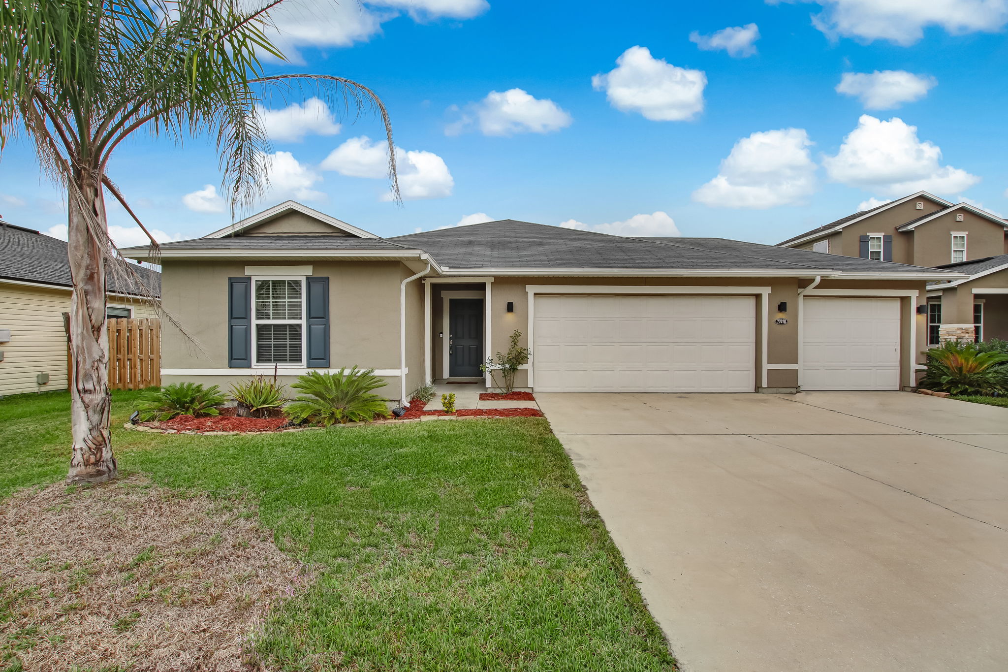 Welcome to 77078 Cobblestone Drive