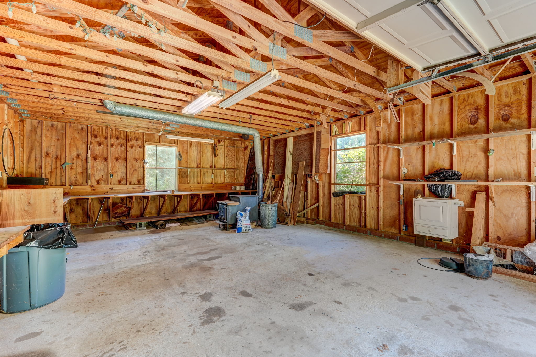 Detached Garage