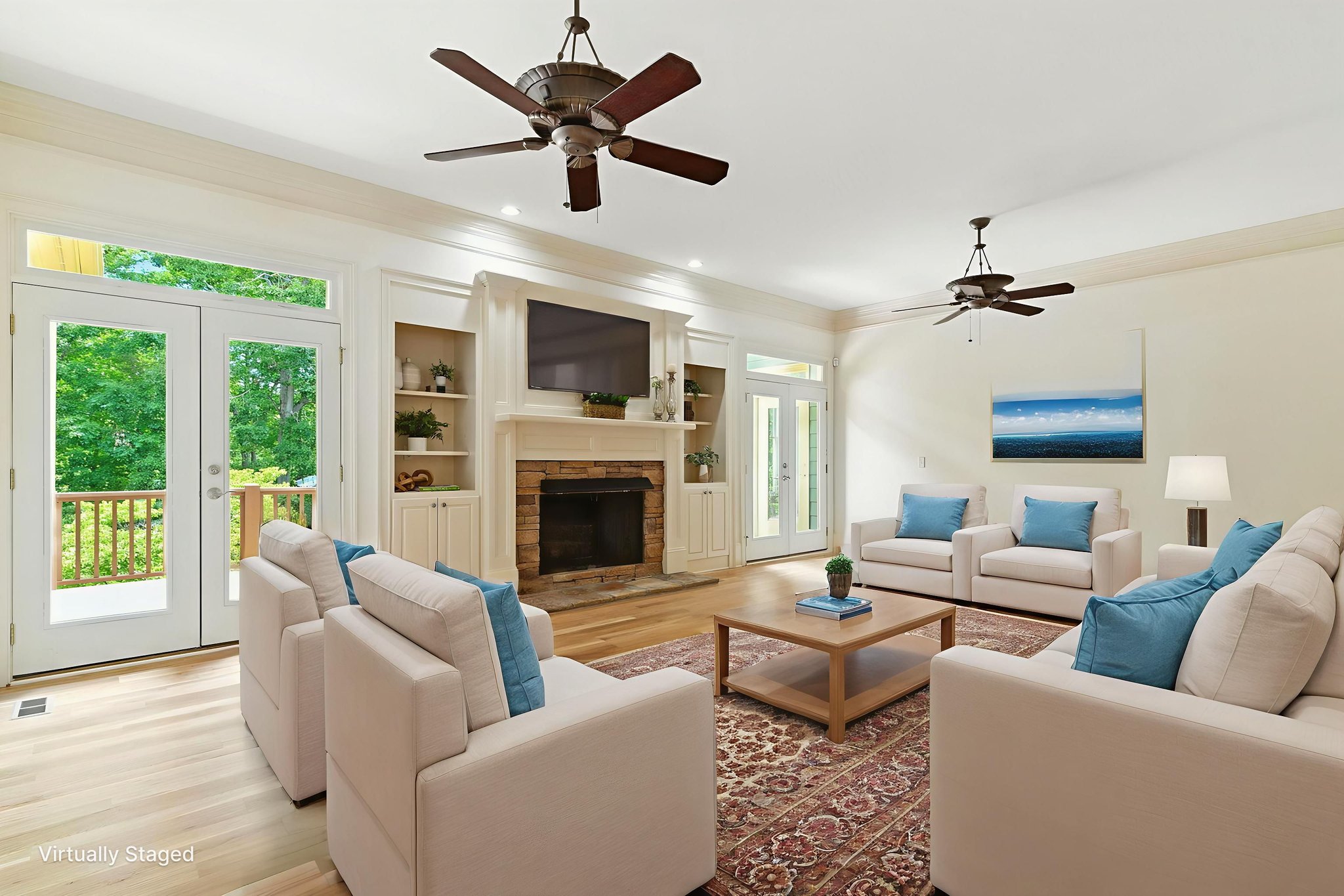 Photo_009 virtually staged.jpeg