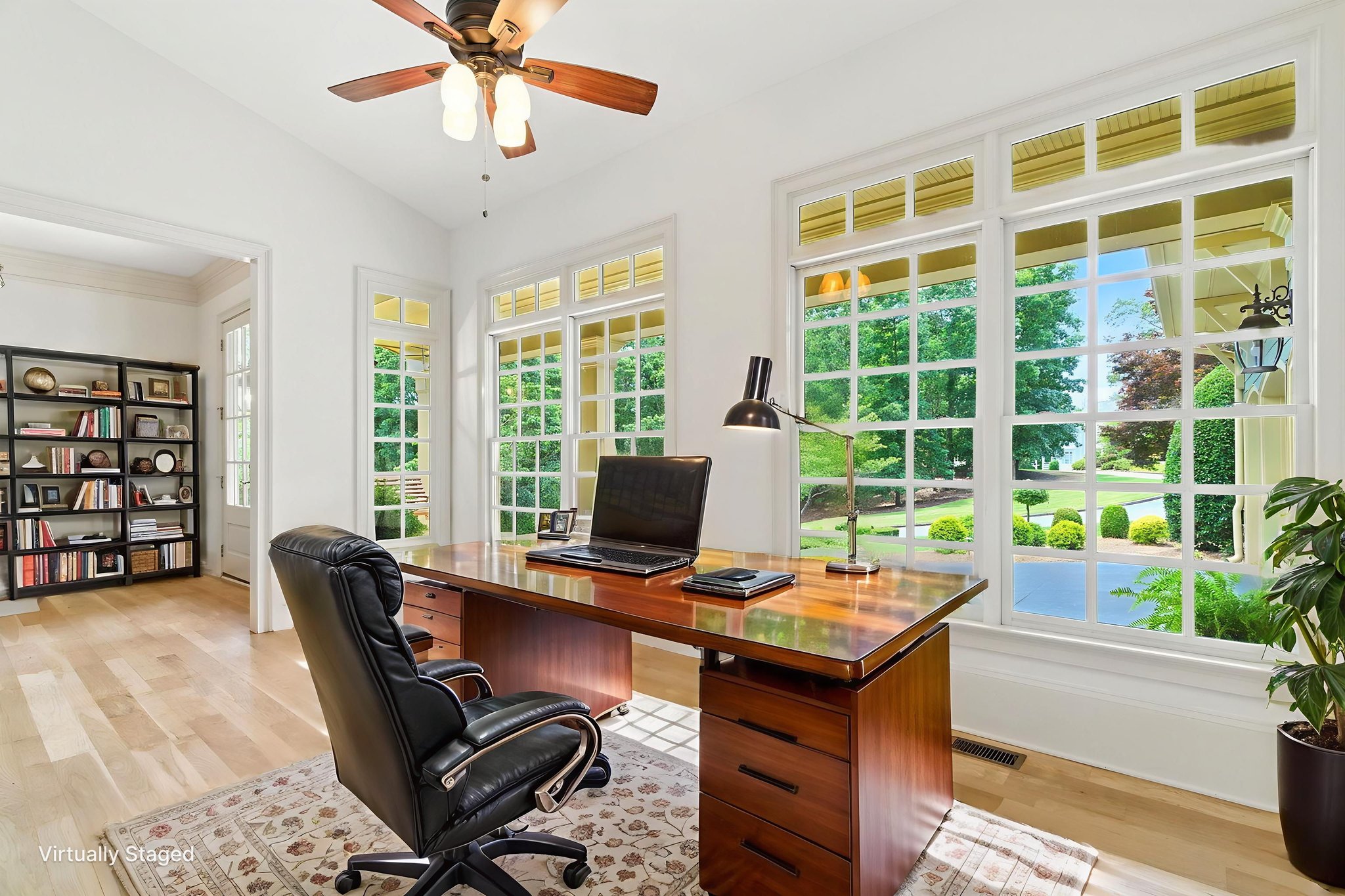 Photo_022 virtually staged.jpeg