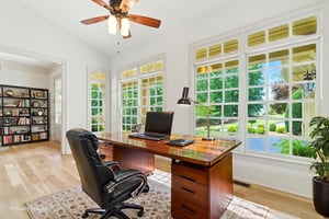 Photo_022 virtually staged.jpeg