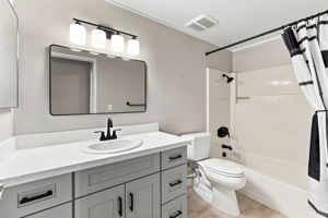 019_F8_771 Williamsburg Way B