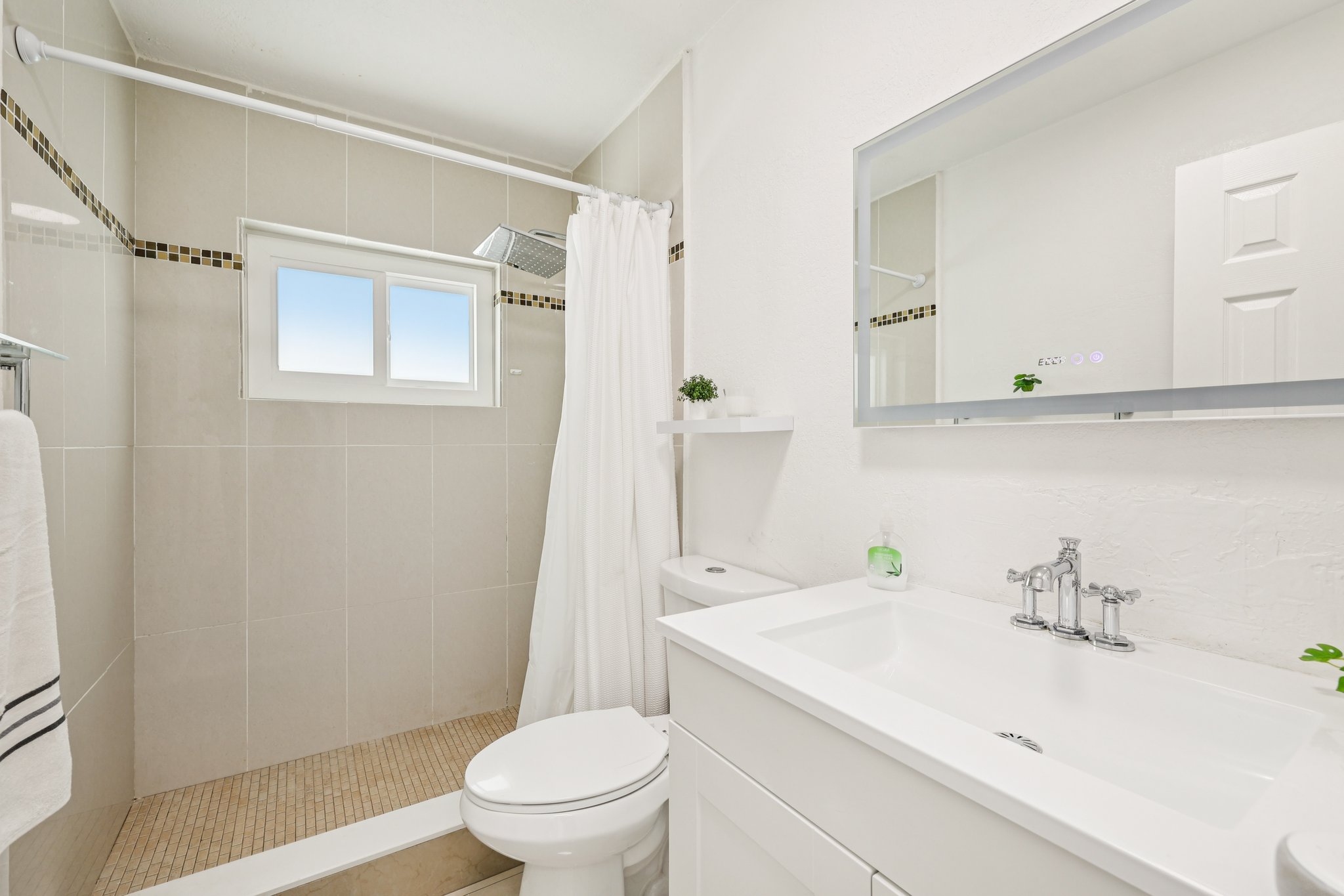 NW 38th St-S2507-029.jpg