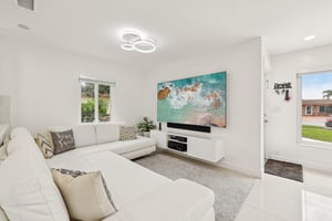 NW 38th St-S2507-007.jpg
