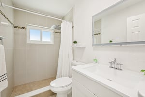 NW 38th St-S2507-029.jpg