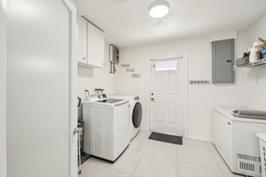 NW 38th St-S2507-032.jpg