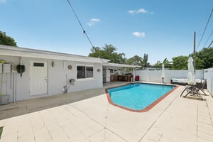 NW 38th St-S2507-038.jpg