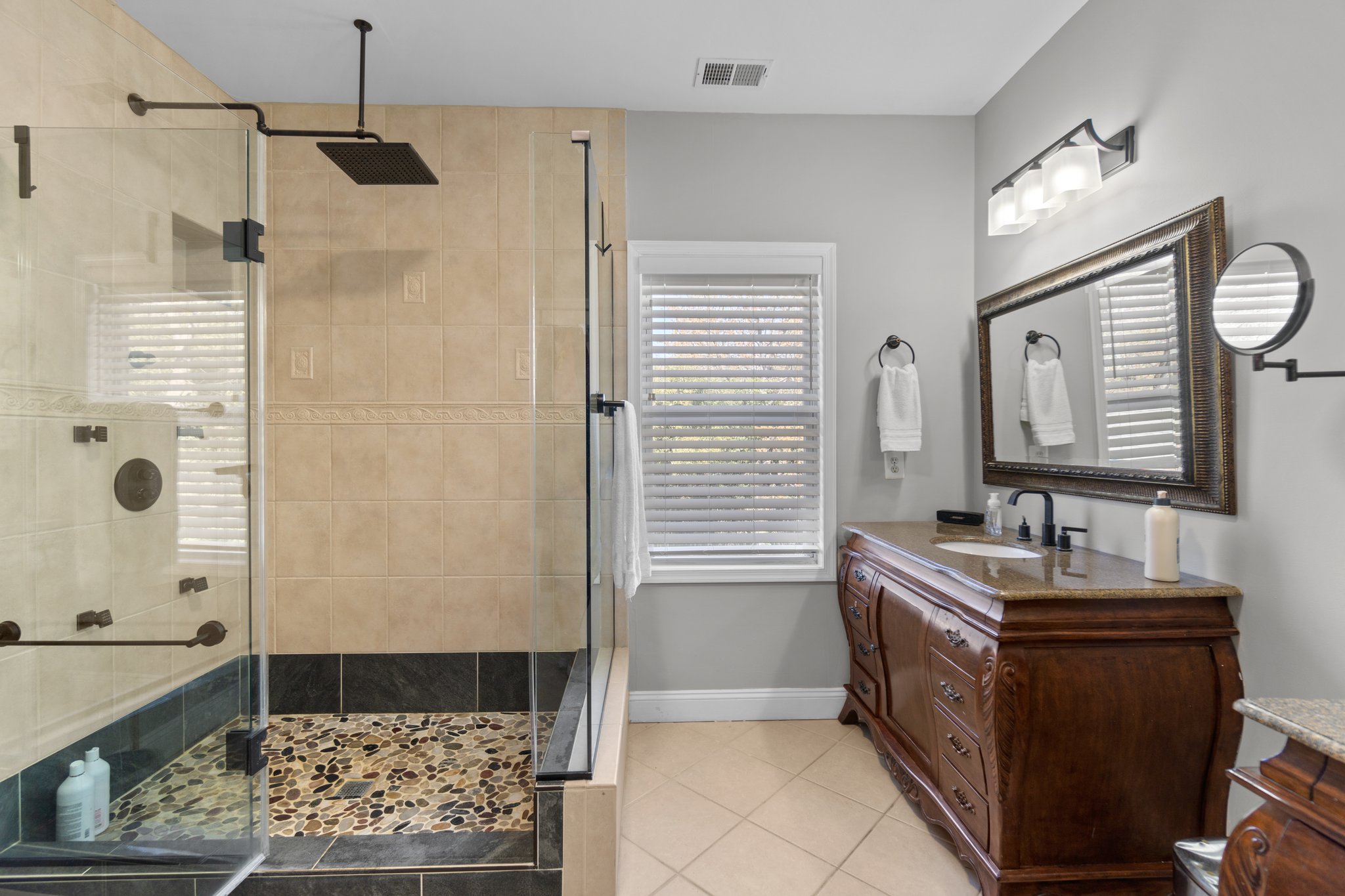 49. 7714 Thor Dr.jpg