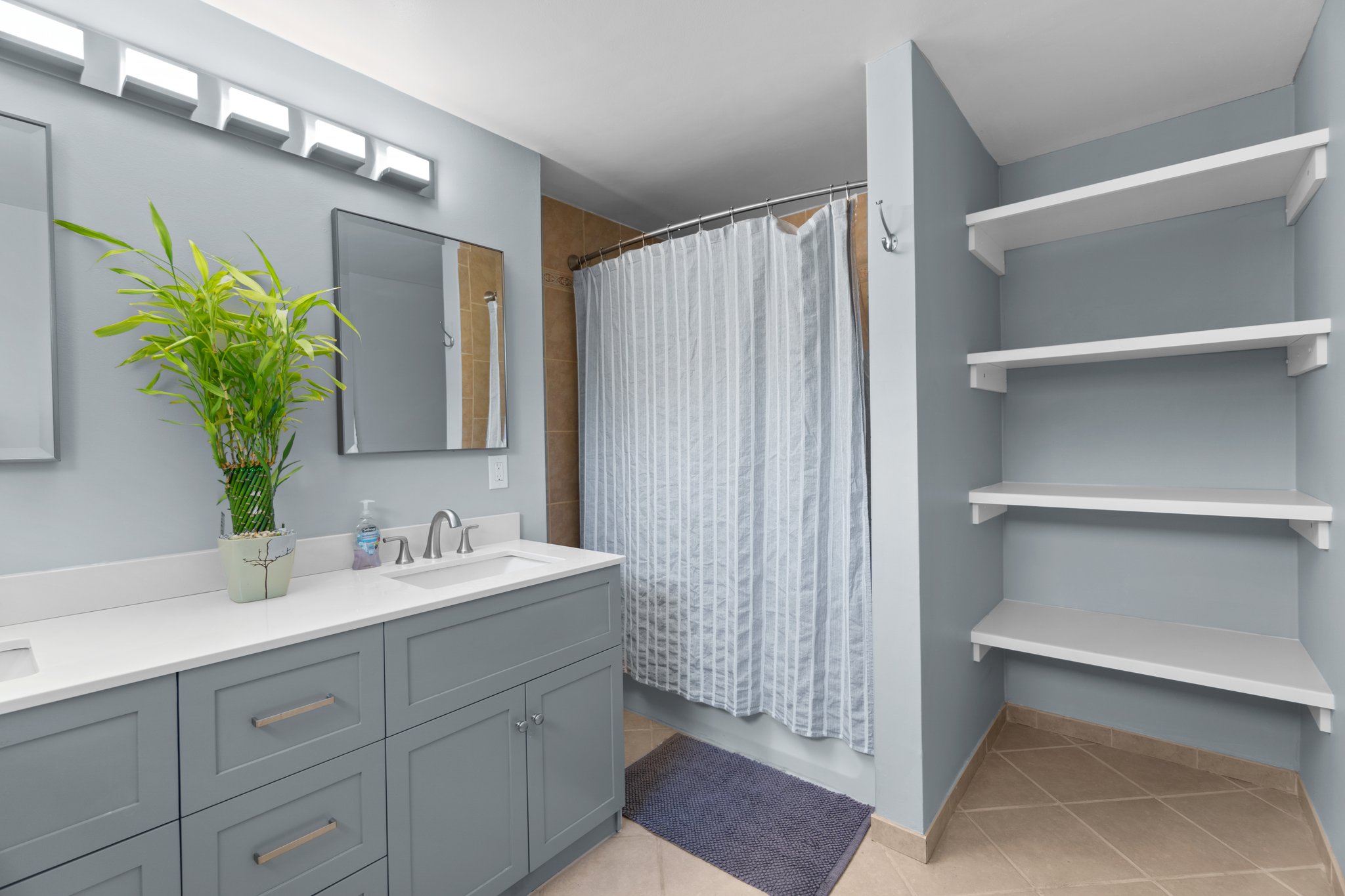 30. 7714 Thor Dr.jpg