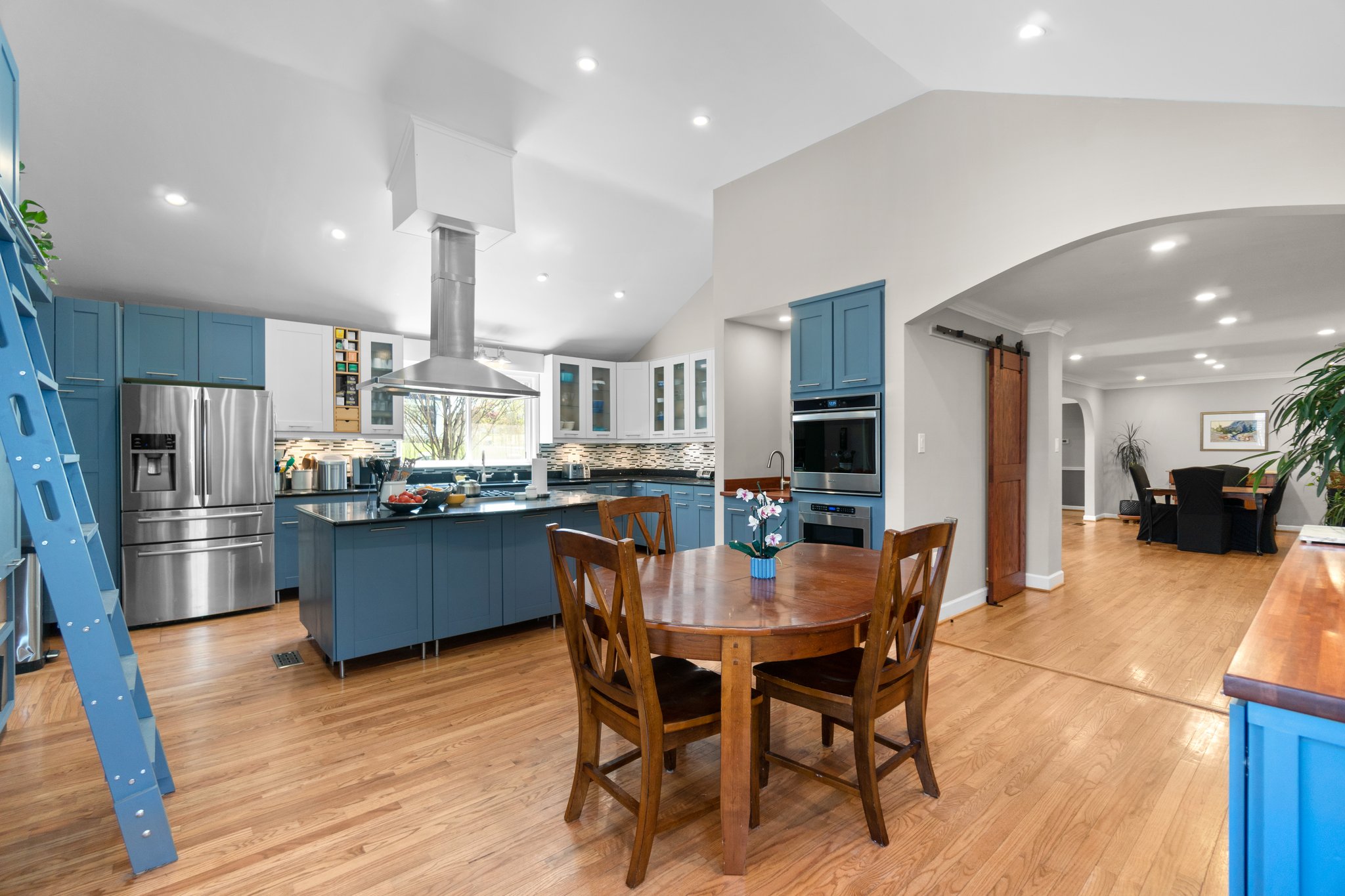 12. 7714 Thor Dr.jpg