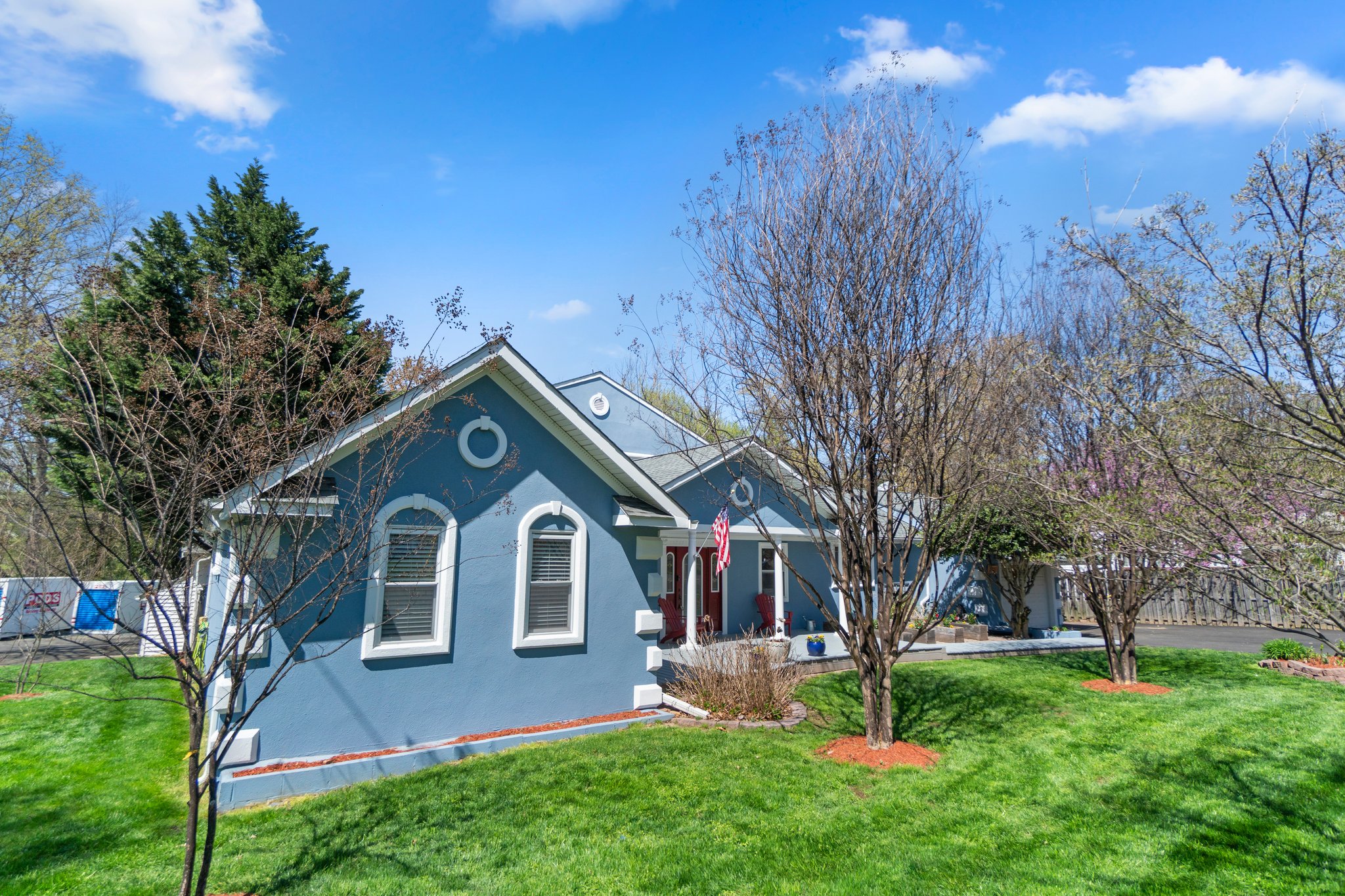 02. 7714 Thor Dr.jpg