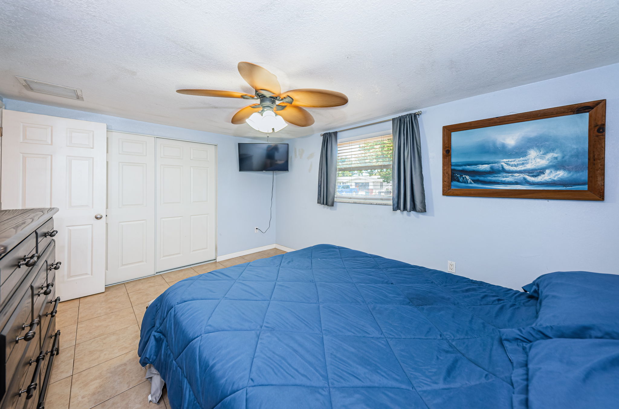Bedroom1b