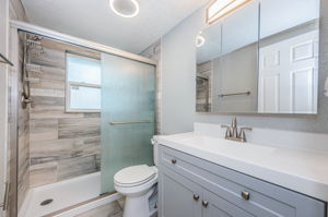 Bathroom1a
