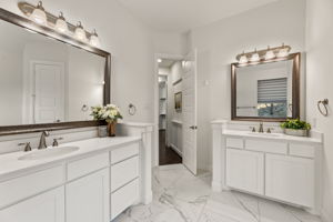 Master Bath - Double vanities