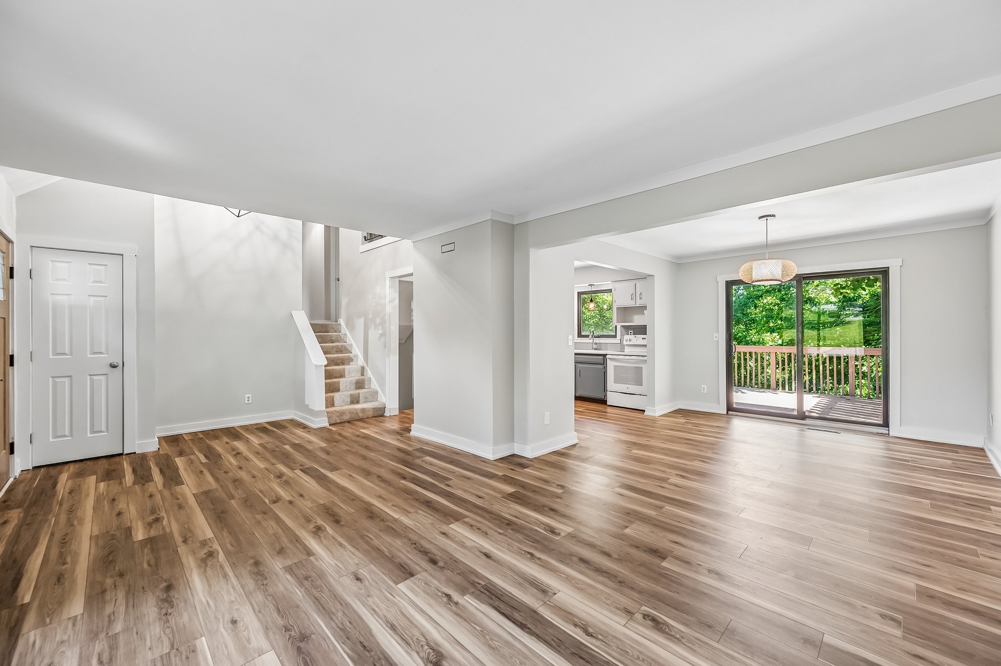 7716 NW 69th Terrace_008.jpg