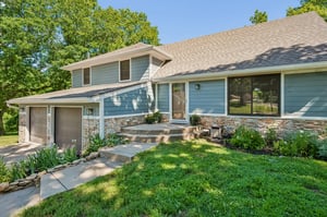 7716 NW 69th Terrace_003.jpg
