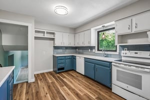 7716 NW 69th Terrace_010.jpg