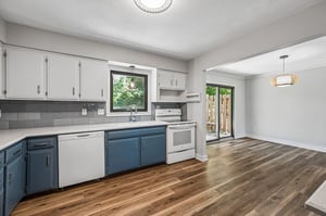7716 NW 69th Terrace_012.jpg