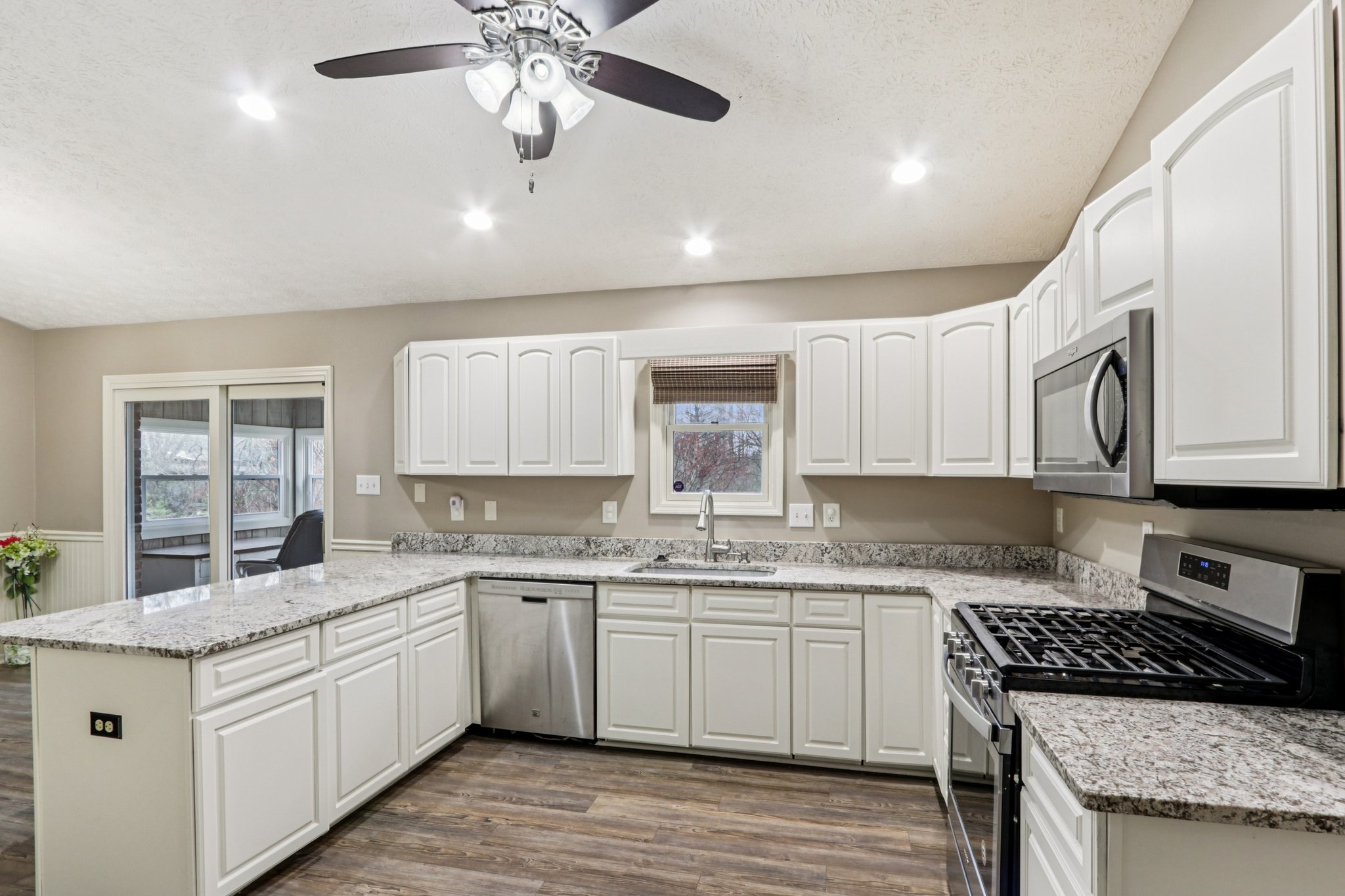 Camby Rd-S2711-017.jpg