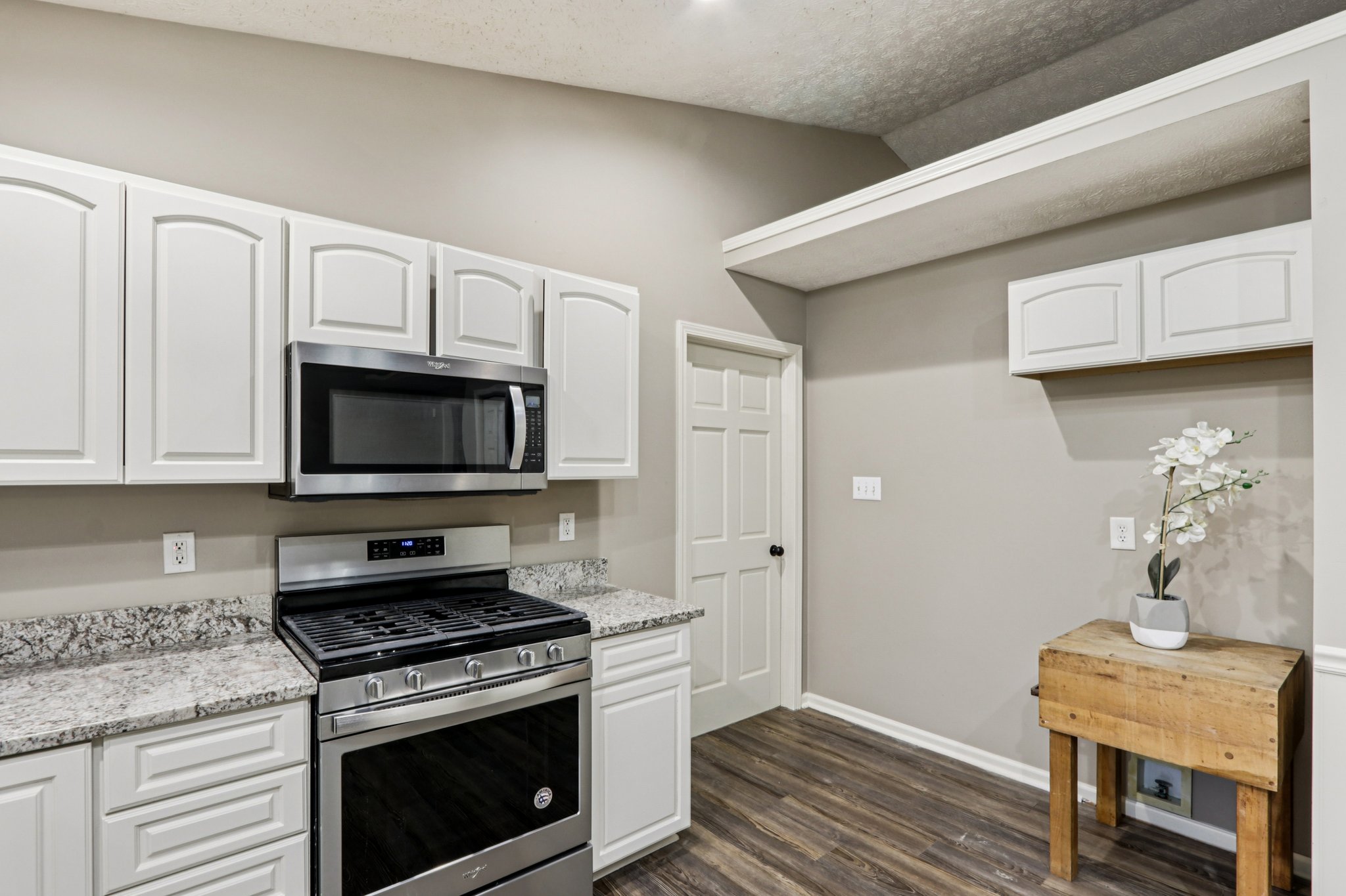 Camby Rd-S2711-018.jpg