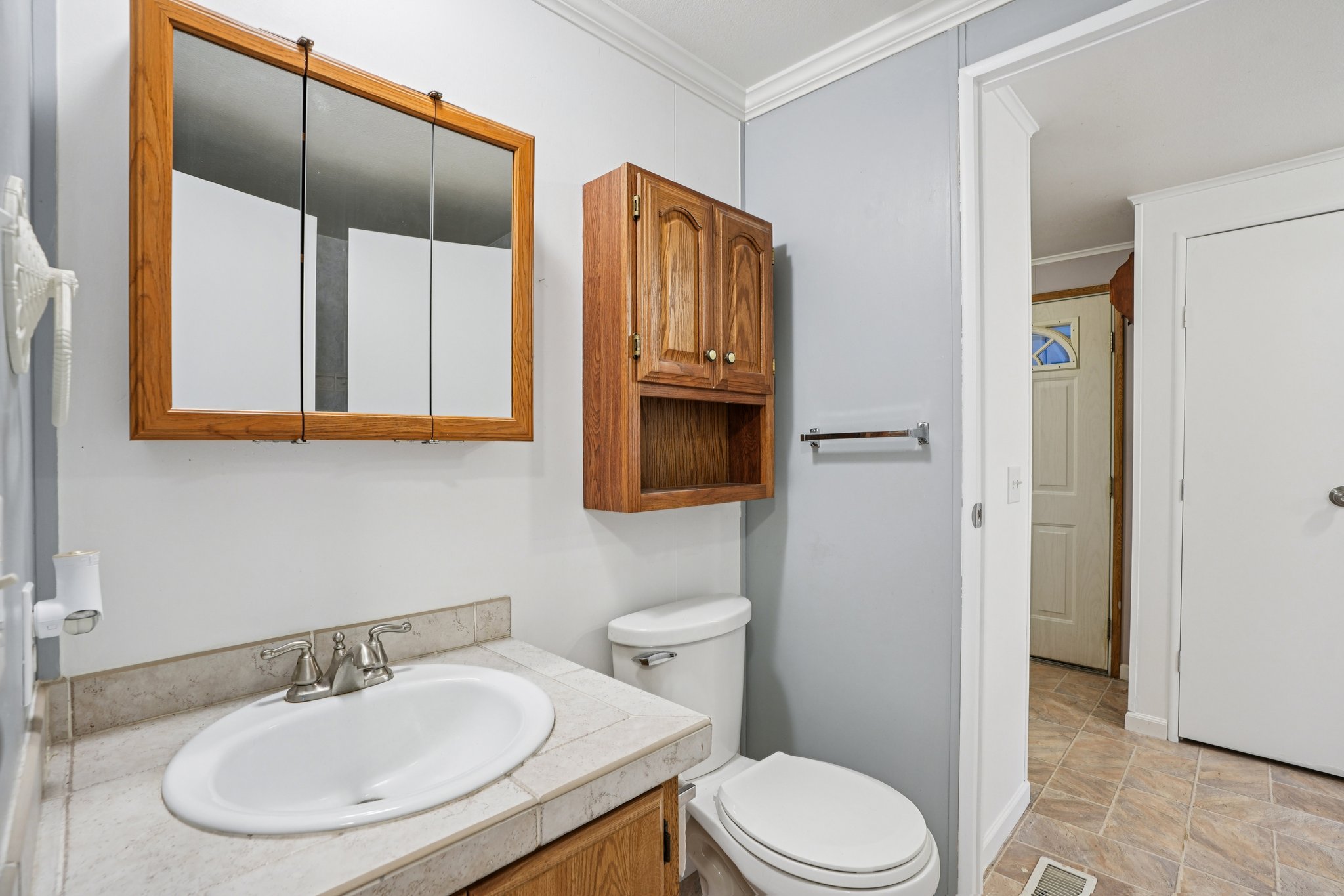 NE 54th St-S1112-028.jpg