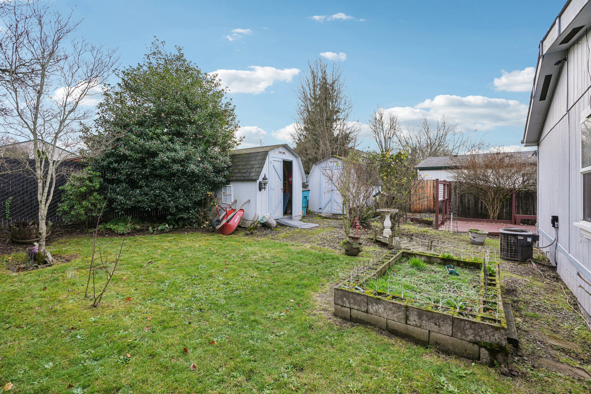 NE 54th St-S1112-032.jpg