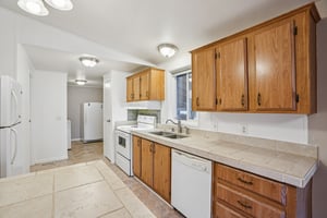 NE 54th St-S1112-016.jpg