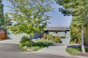  Photo 0