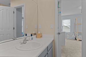  Photo 28
