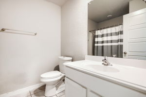  Photo 30