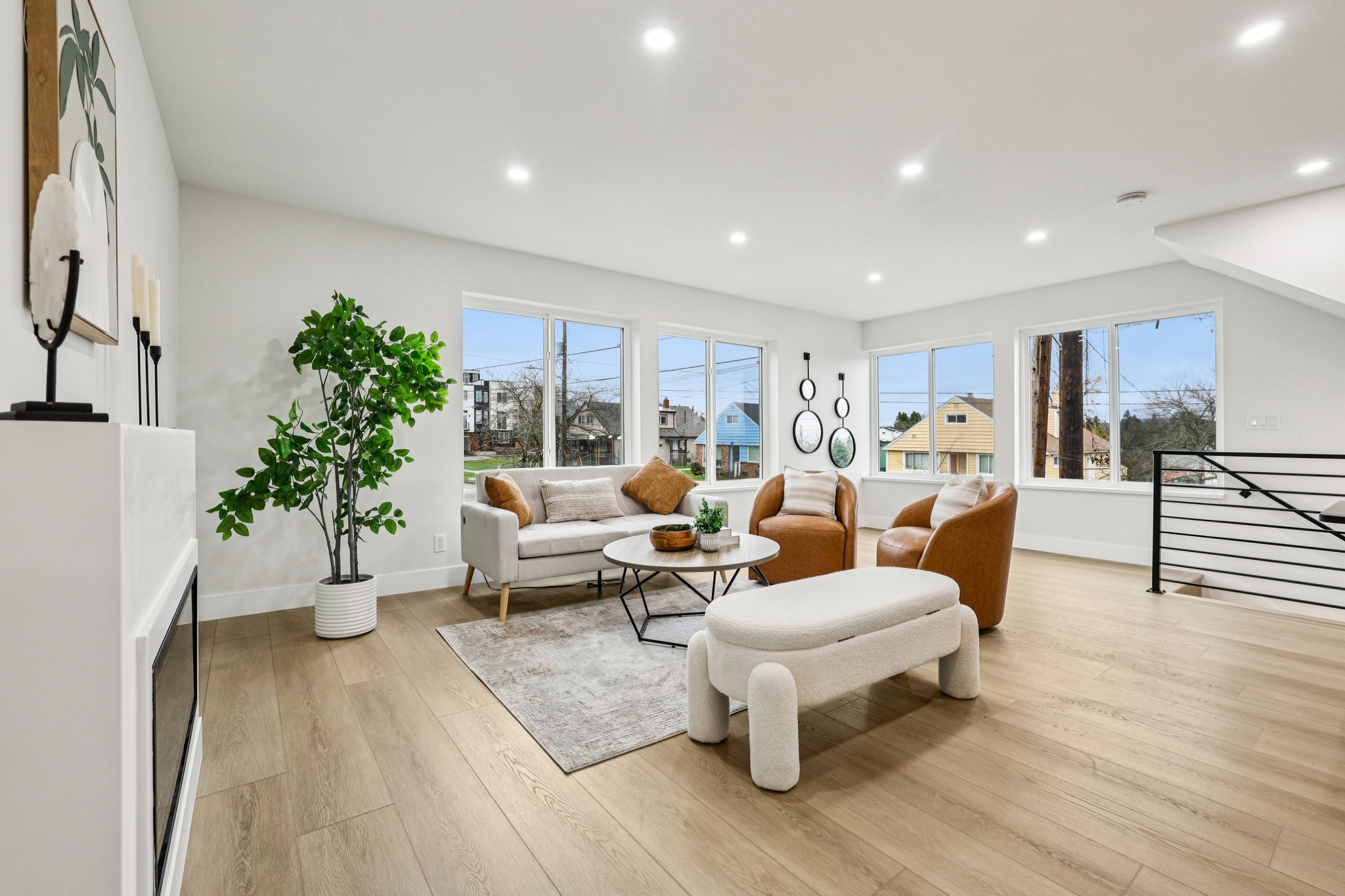 Renton Ave S-S0912-008.jpg