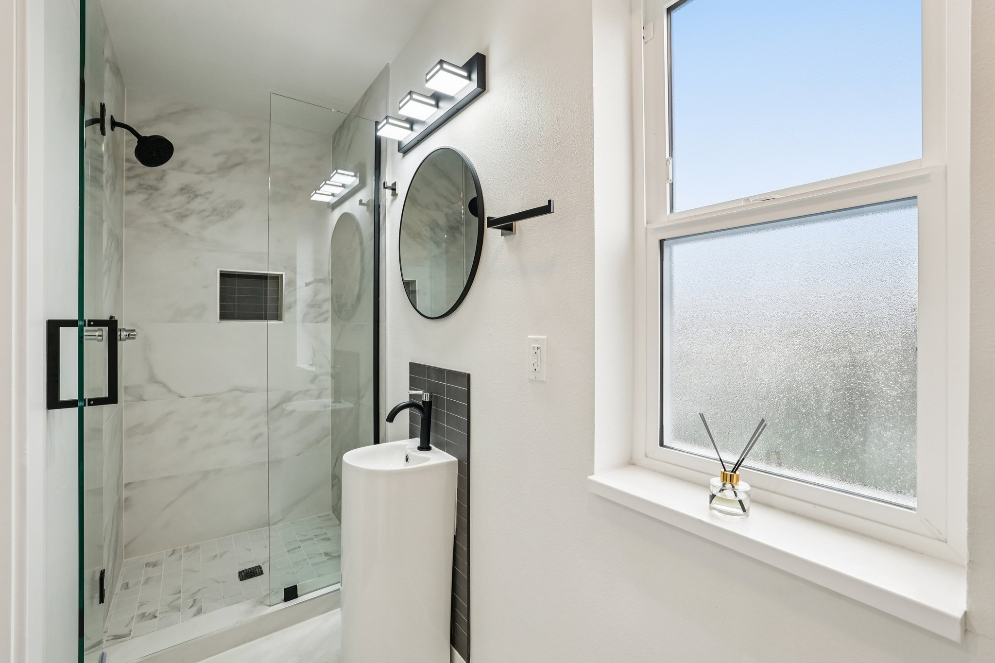 Renton Ave S-S0912-021.jpg