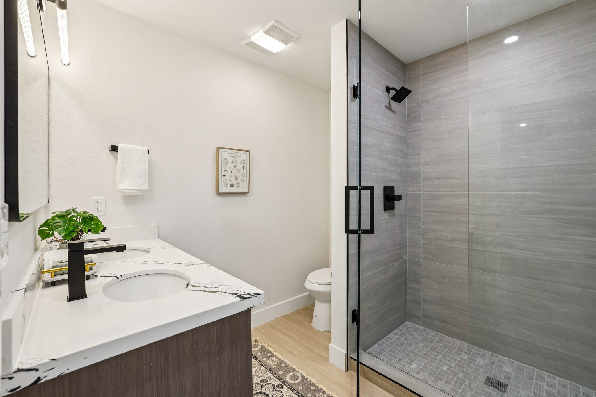 Renton Ave S-S0912-025.jpg