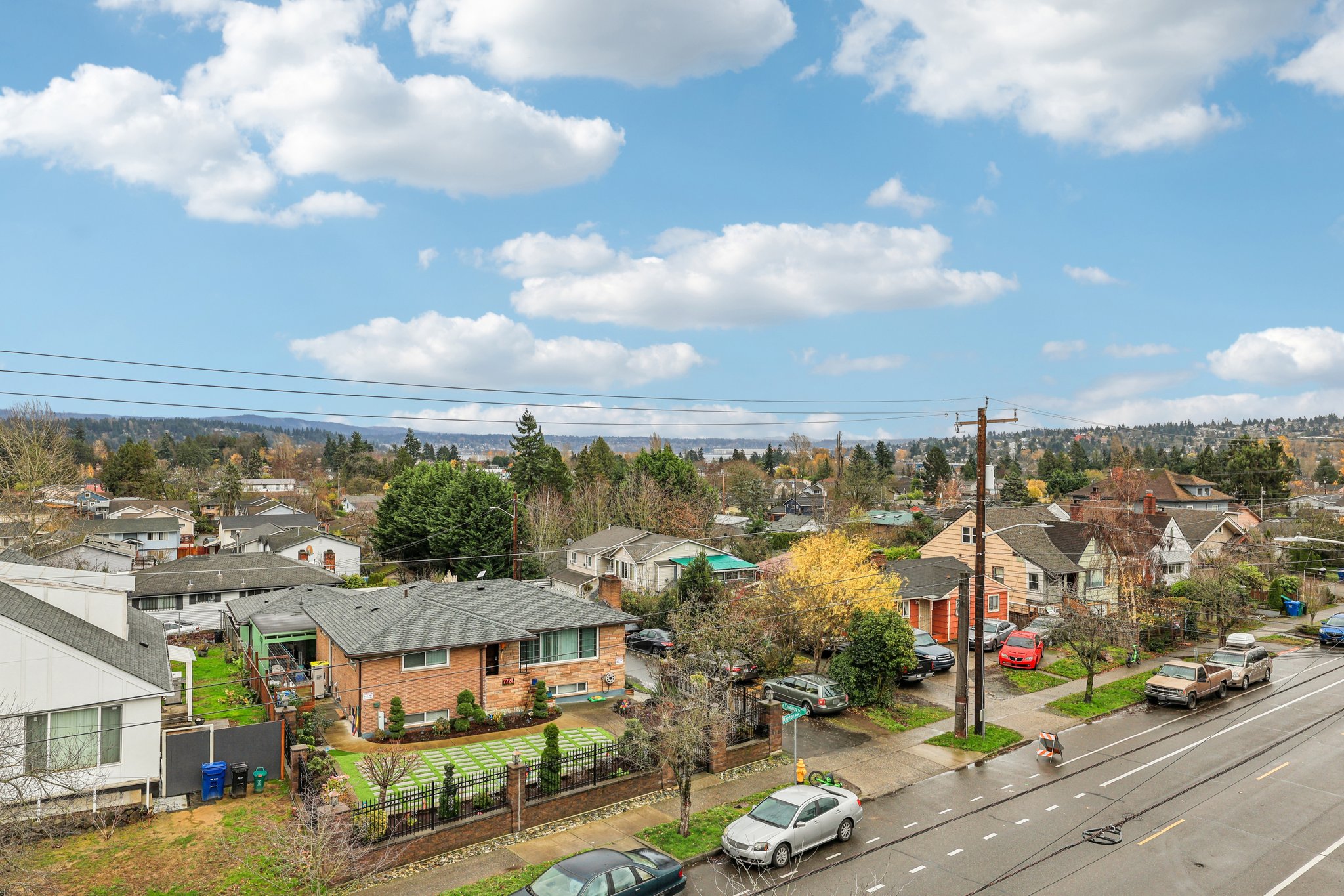 Renton Ave S-S0912-036.jpg