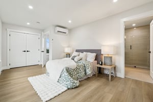 Renton Ave S-S0912-024.jpg