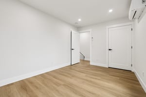 Renton Ave S-S0912-028.jpg