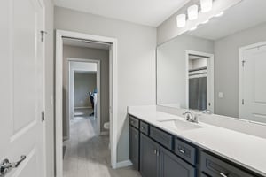 Blind Oak Cir-S2007-021.jpg